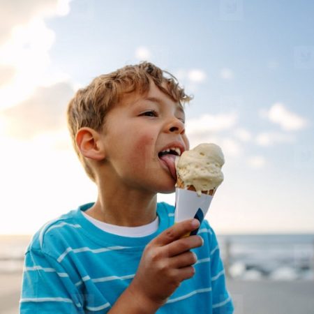 Nằm mơ thấy ăn kem là điềm gì? Đánh đề số mấy?
